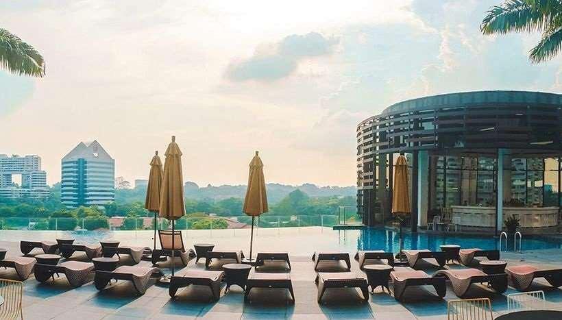 Momentus Alexandra Hotel Singapura