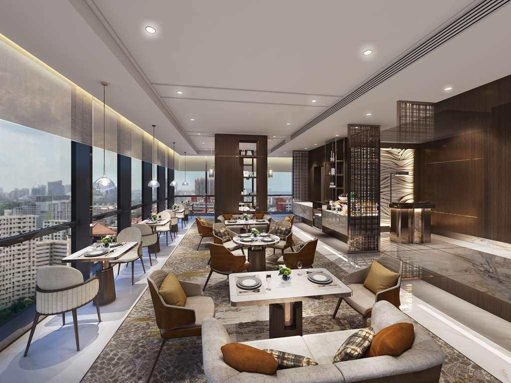 Hotel Momentus Alexandra *